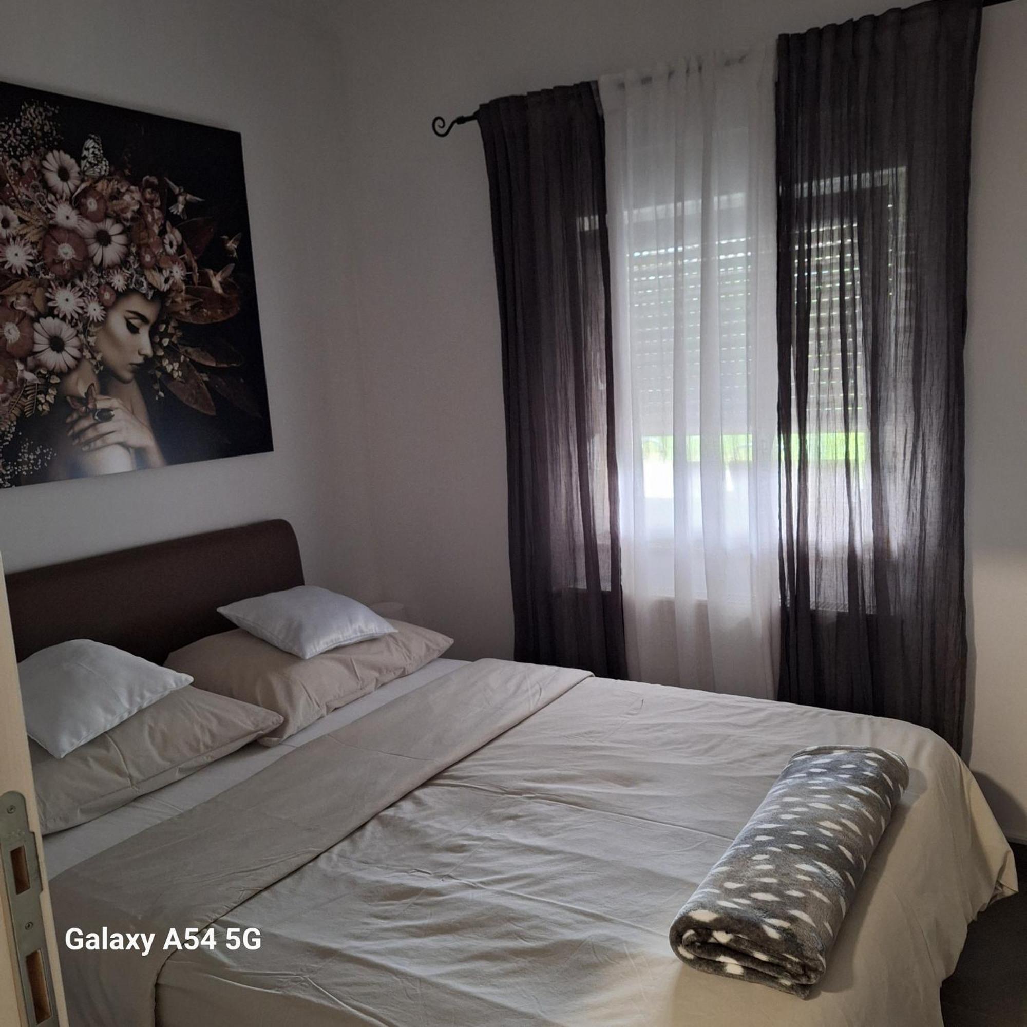 Studio Apartmani Louis I Lola Záhřeb Exteriér fotografie