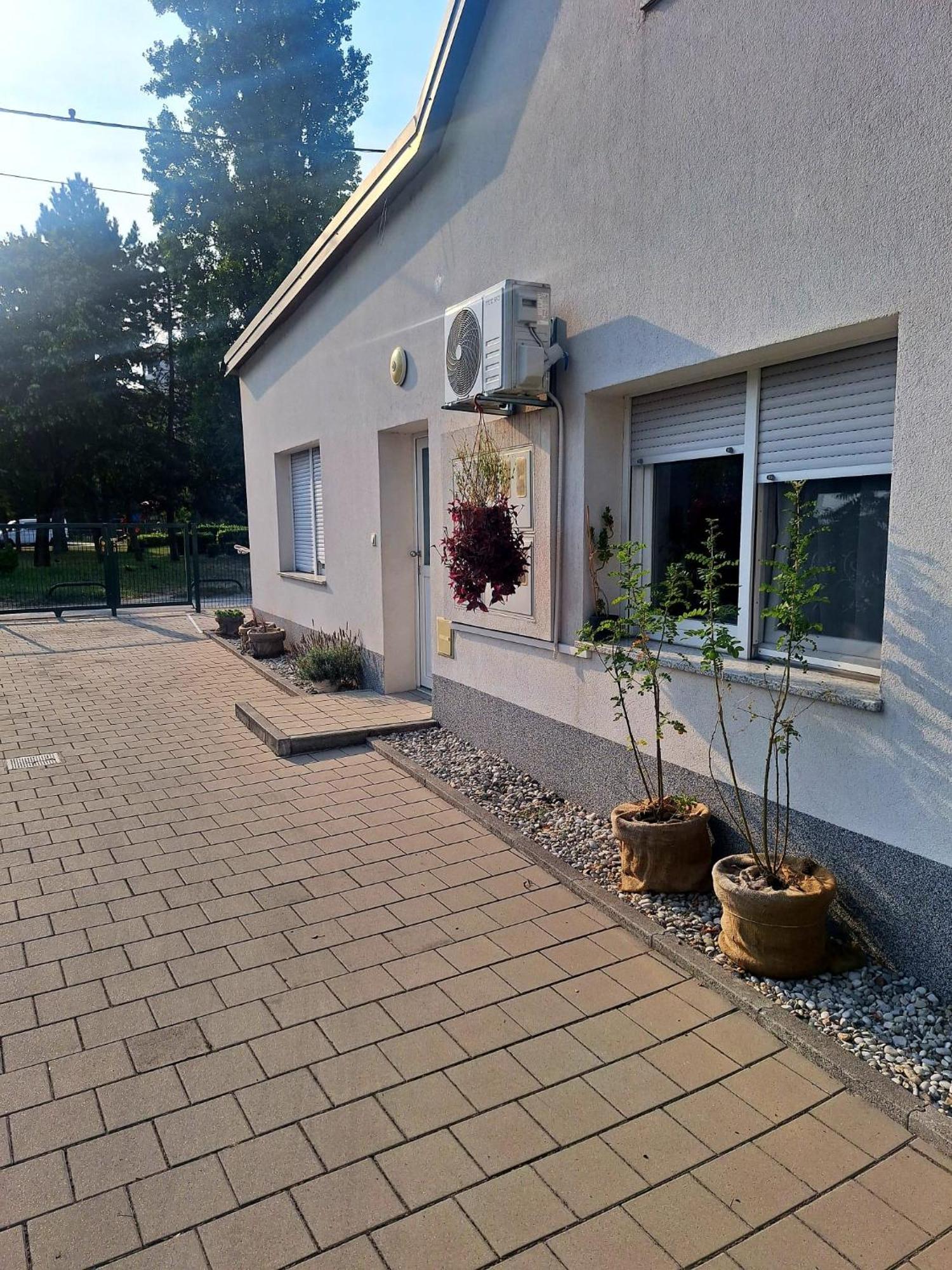 Studio Apartmani Louis I Lola Záhřeb Exteriér fotografie